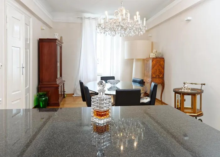 Апартаменты Neoclassical Luxury *