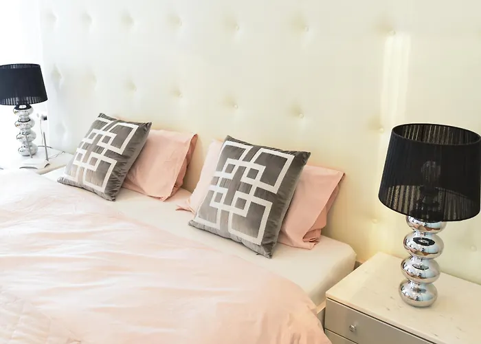 Apartmán Neoclassical Luxury *