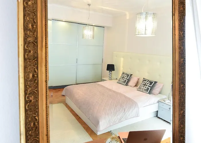 Apartmán Neoclassical Luxury *